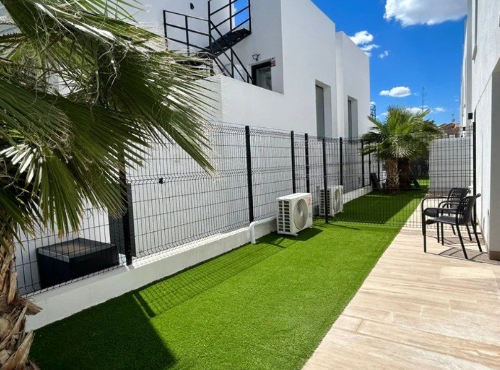 Apartamento com 3 quartos com piscina em Alicante, Espanha – Foto 20