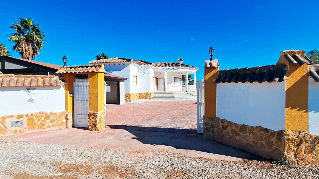 Moradia com 3 quartos com piscina em Alicante, Espanha – Foto 16