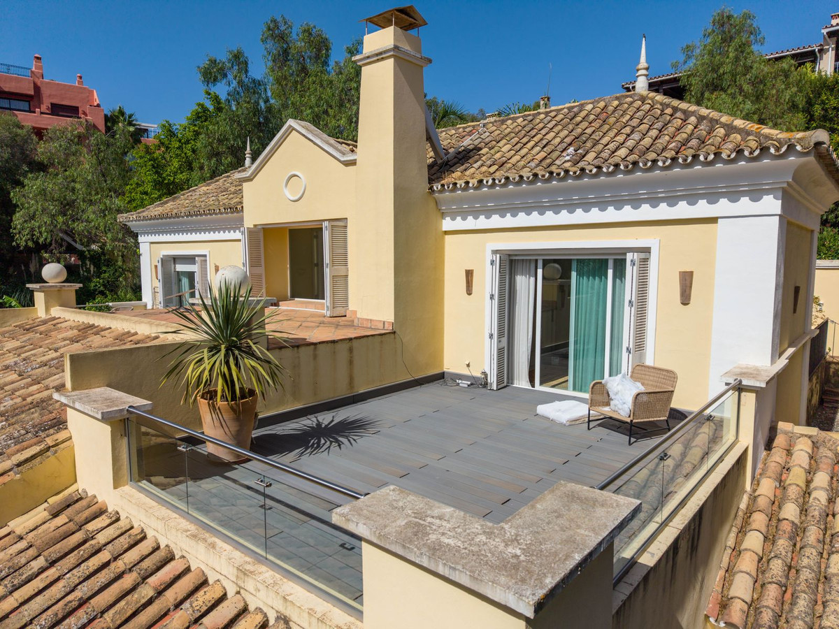 3 Bedroom Villa in Benahavís - Foto 17