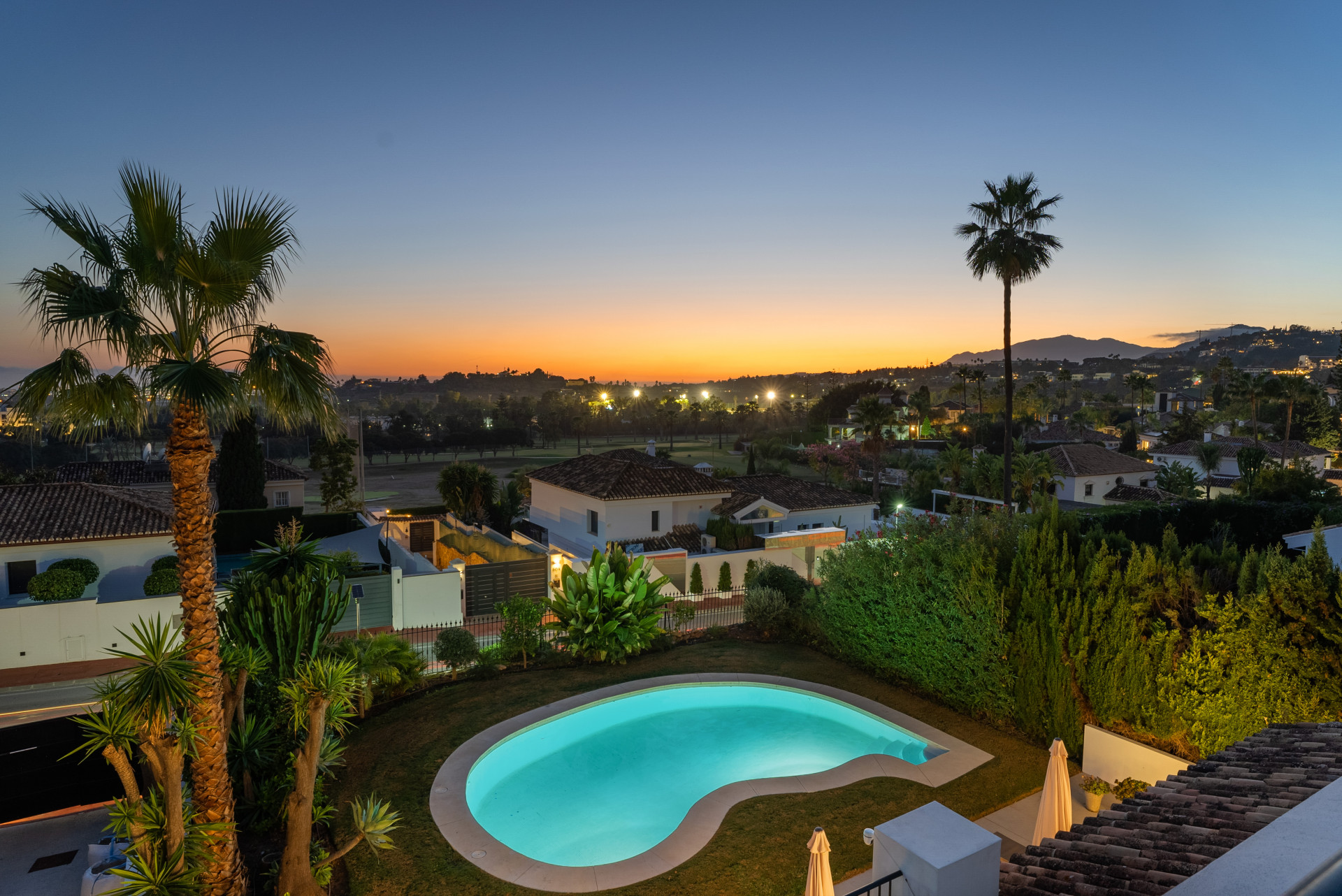 4 Bedroom Villa in Marbella - Photo 35