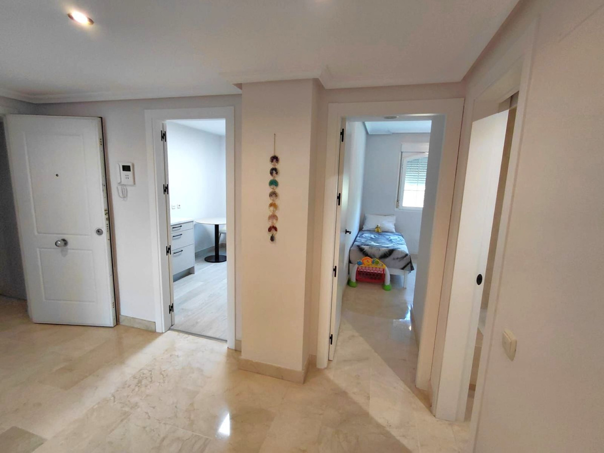 2 Bedroom Apartment in Marbella - Photo 13