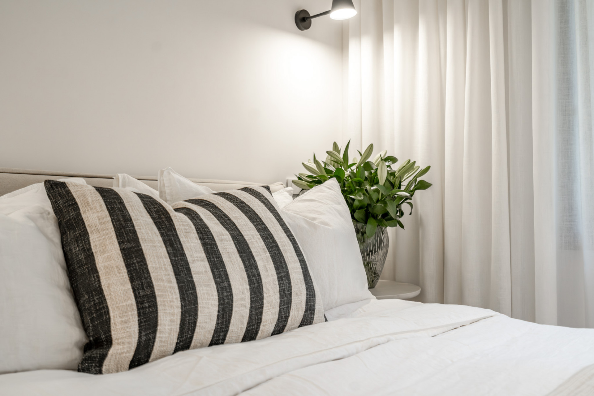 2 Bedroom Apartment in Estepona - Photo 10