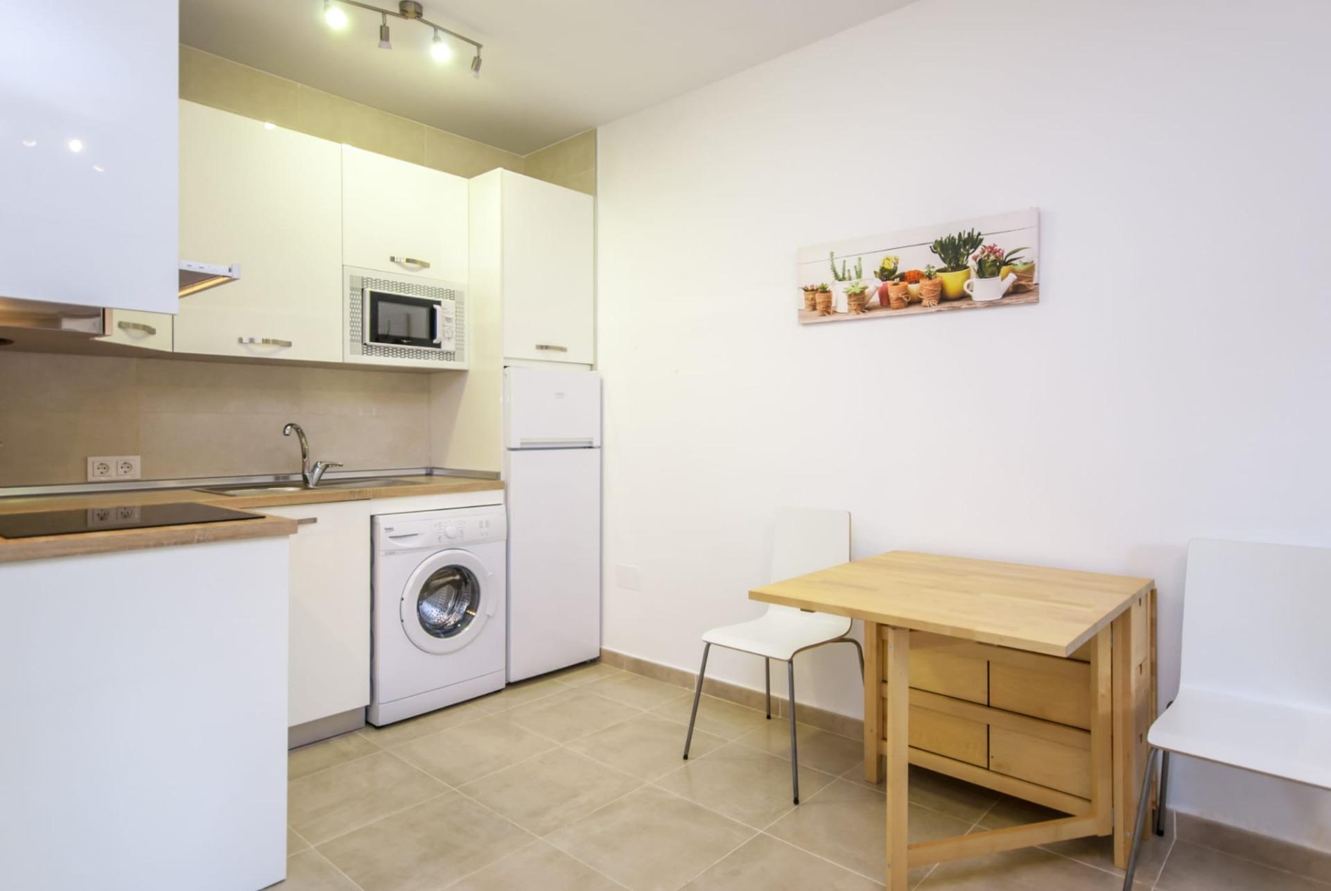 2 Bedroom Apartment in Fuengirola - Photo 22