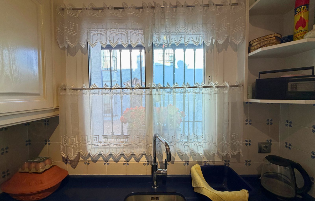 3 Bedroom Townhouse in Marbella - Photo 19