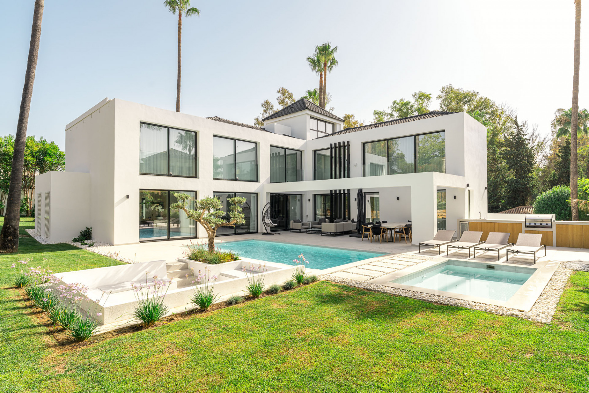 Villa in Nueva Andalucia