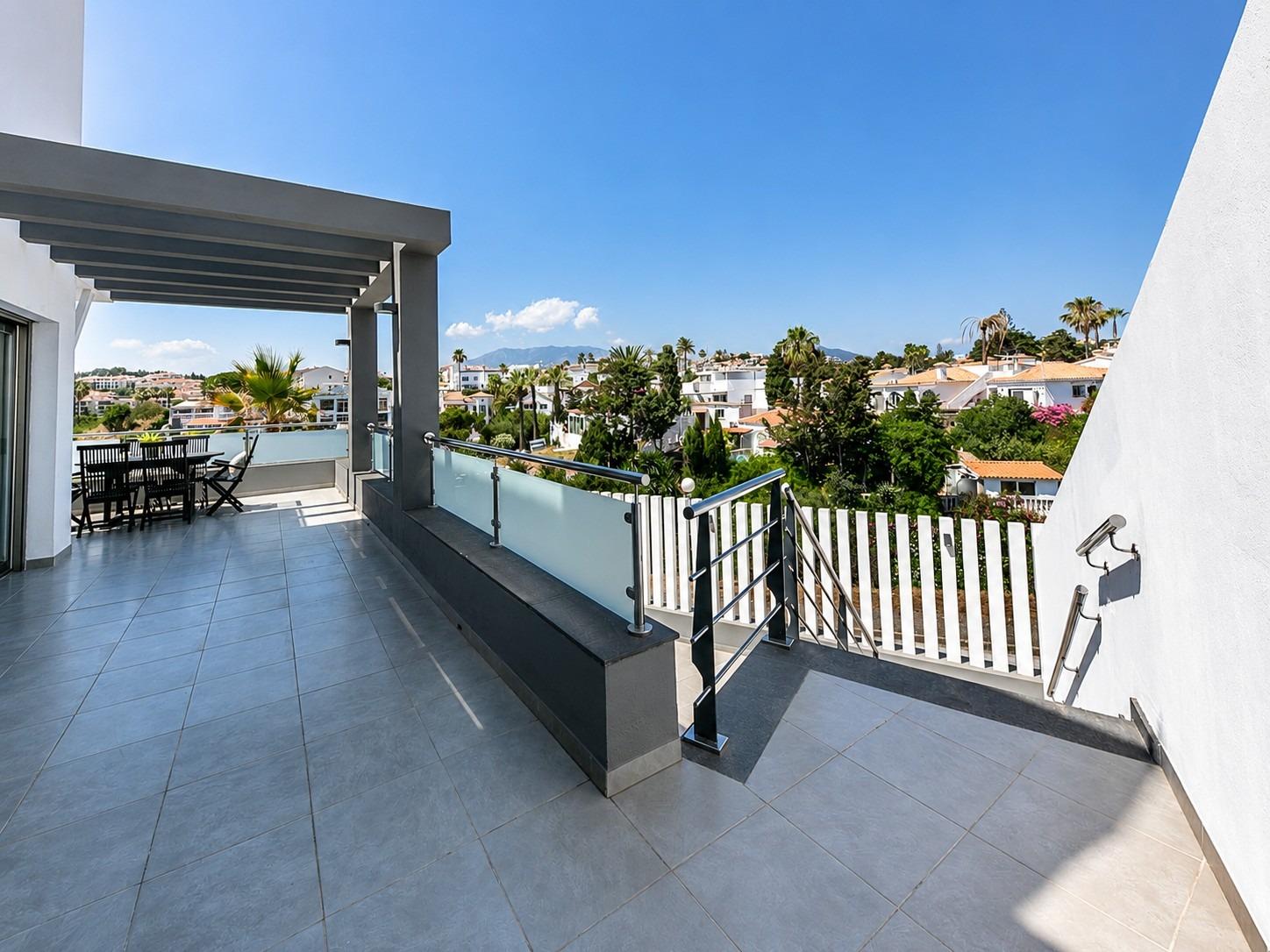3 Bedroom Villa in Mijas - Photo 32