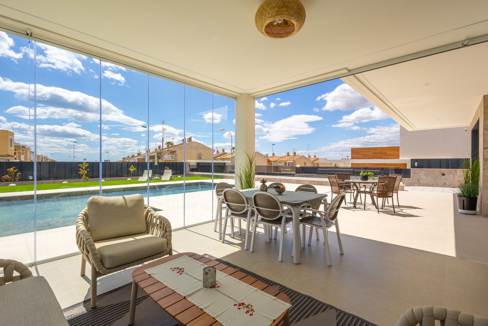 Moradia com 4 quartos com piscina em Alicante, Espanha – Foto 25
