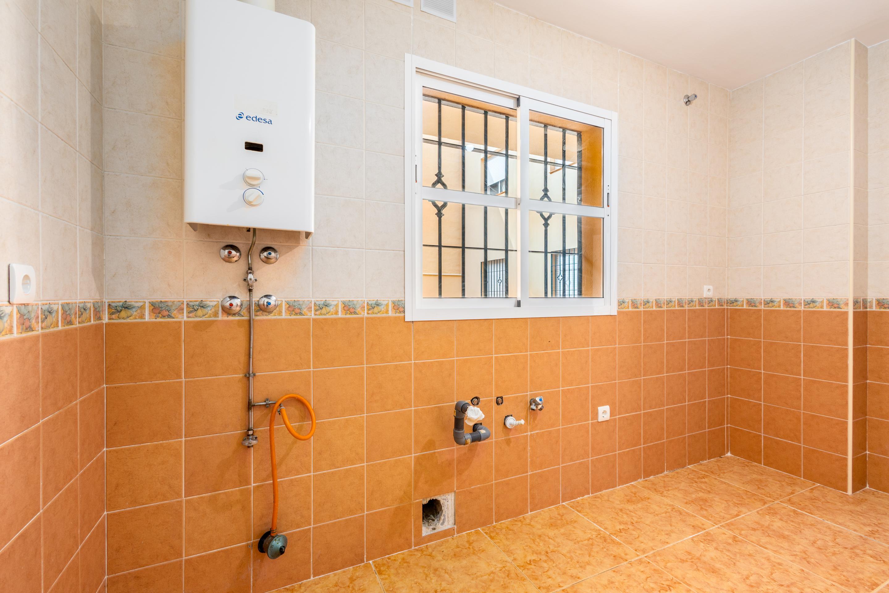 3 Bedroom Apartment in Alhaurín de la Torre - Photo 12