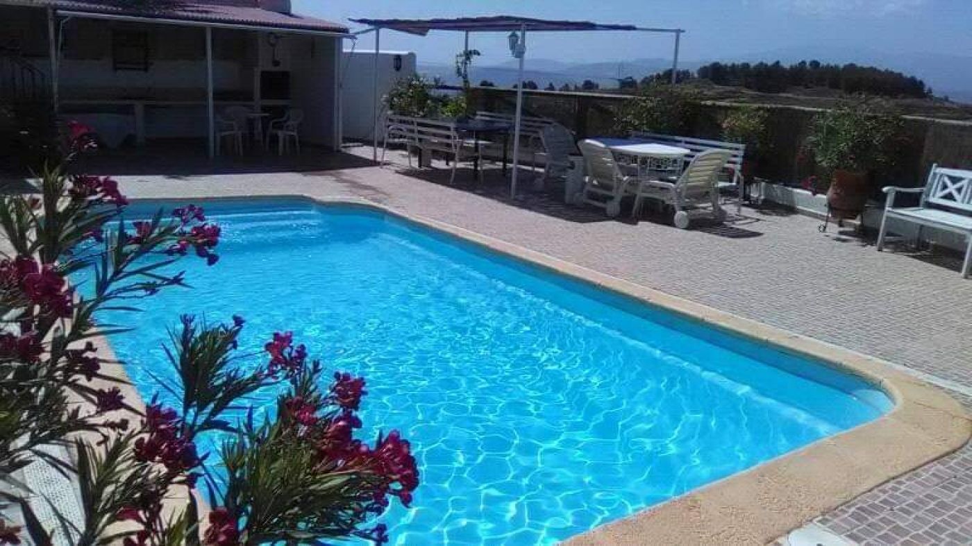 Moradia com 4 quartos com piscina em Granada, Espanha – Foto 1