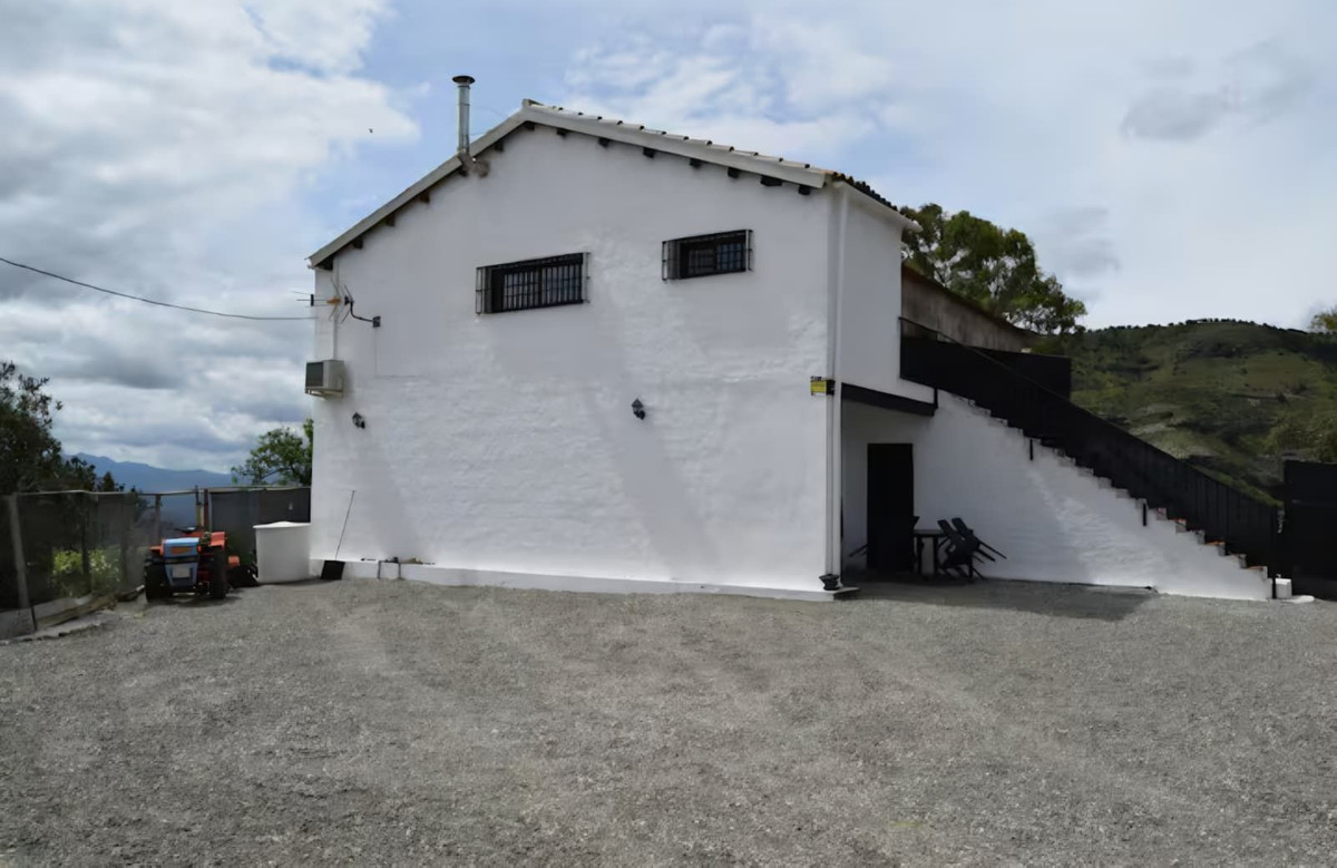 5 Bedroom Country house in Pizarra - Photo 2