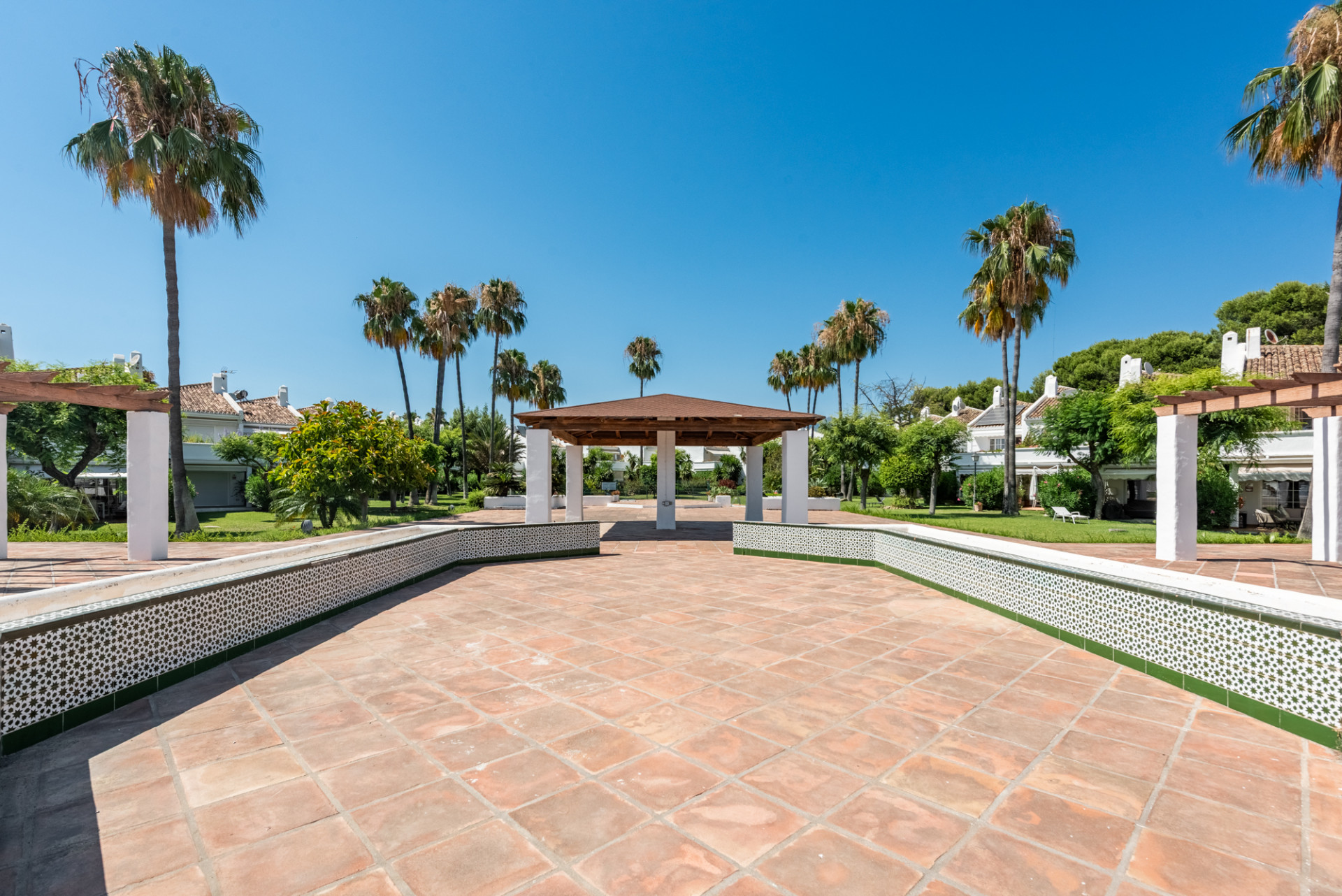 3 Bedroom Townhouse in Estepona - Photo 29