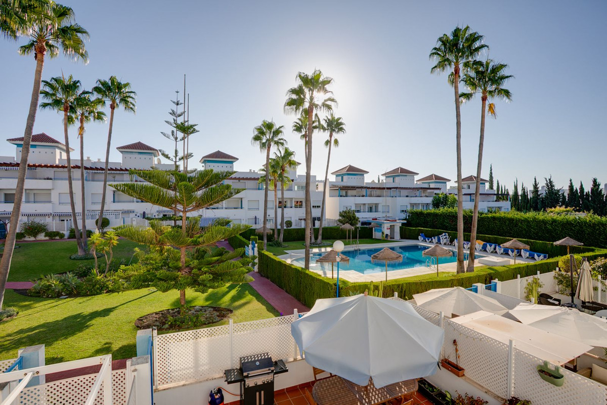 5 Bedroom Townhouse in Estepona