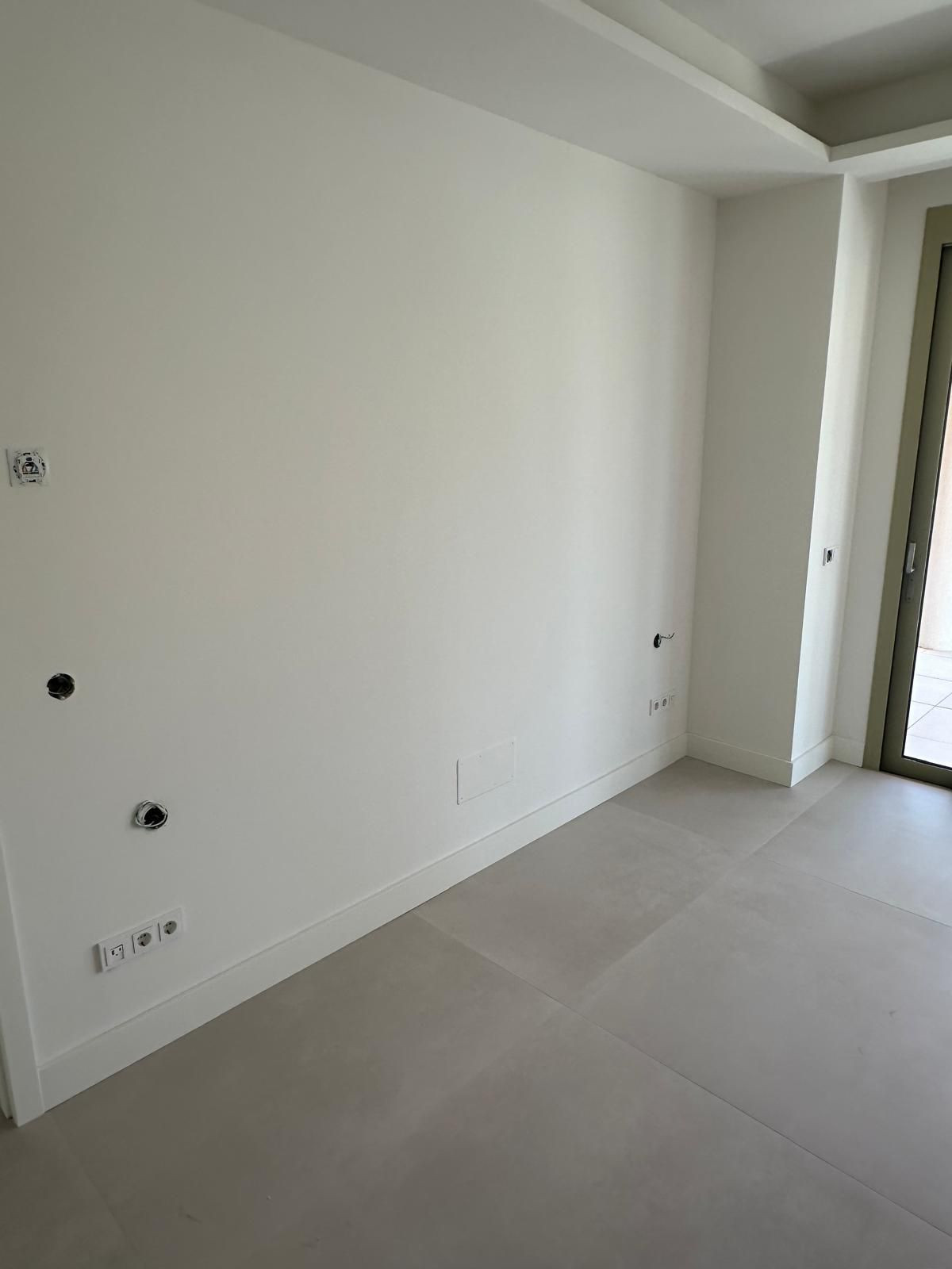 2 Bedroom Apartment in Marbella - Photo 21