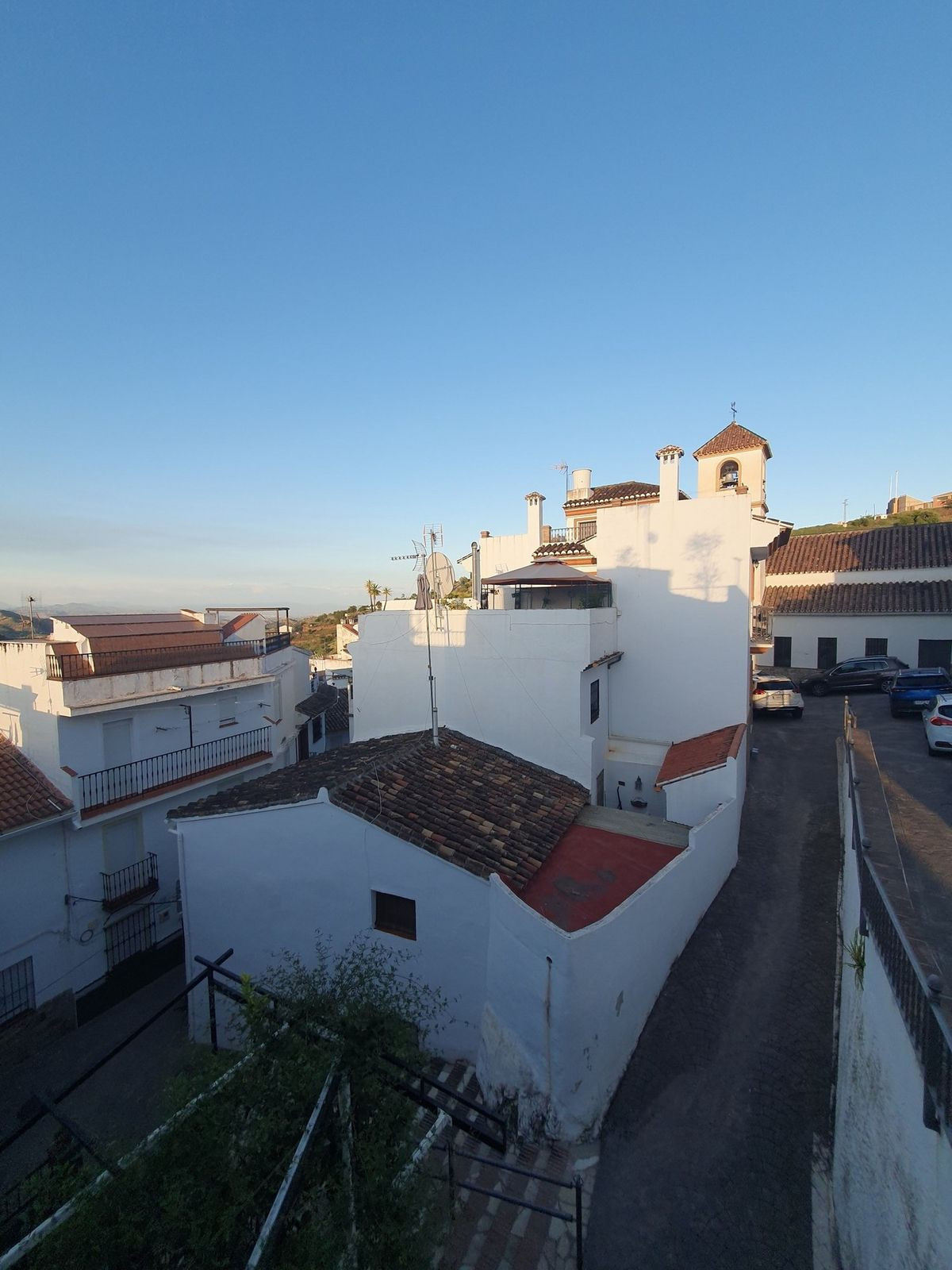 3 Bedroom Townhouse in Guaro - Photo 33