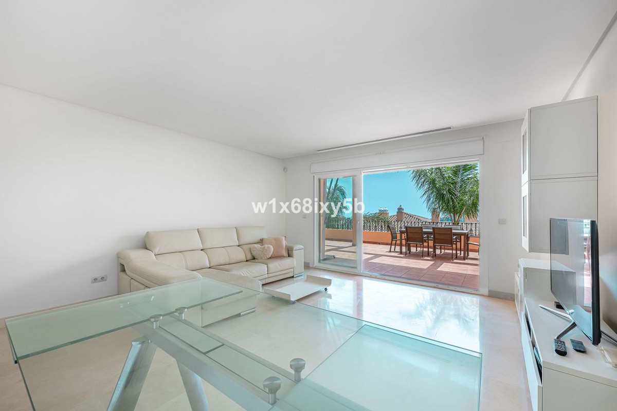 2 Bedroom Apartment in Marbella - Foto 10