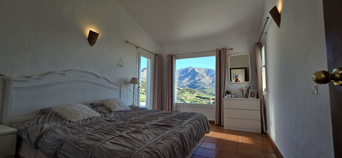 4 Bedroom Country house in Casares - Foto 11