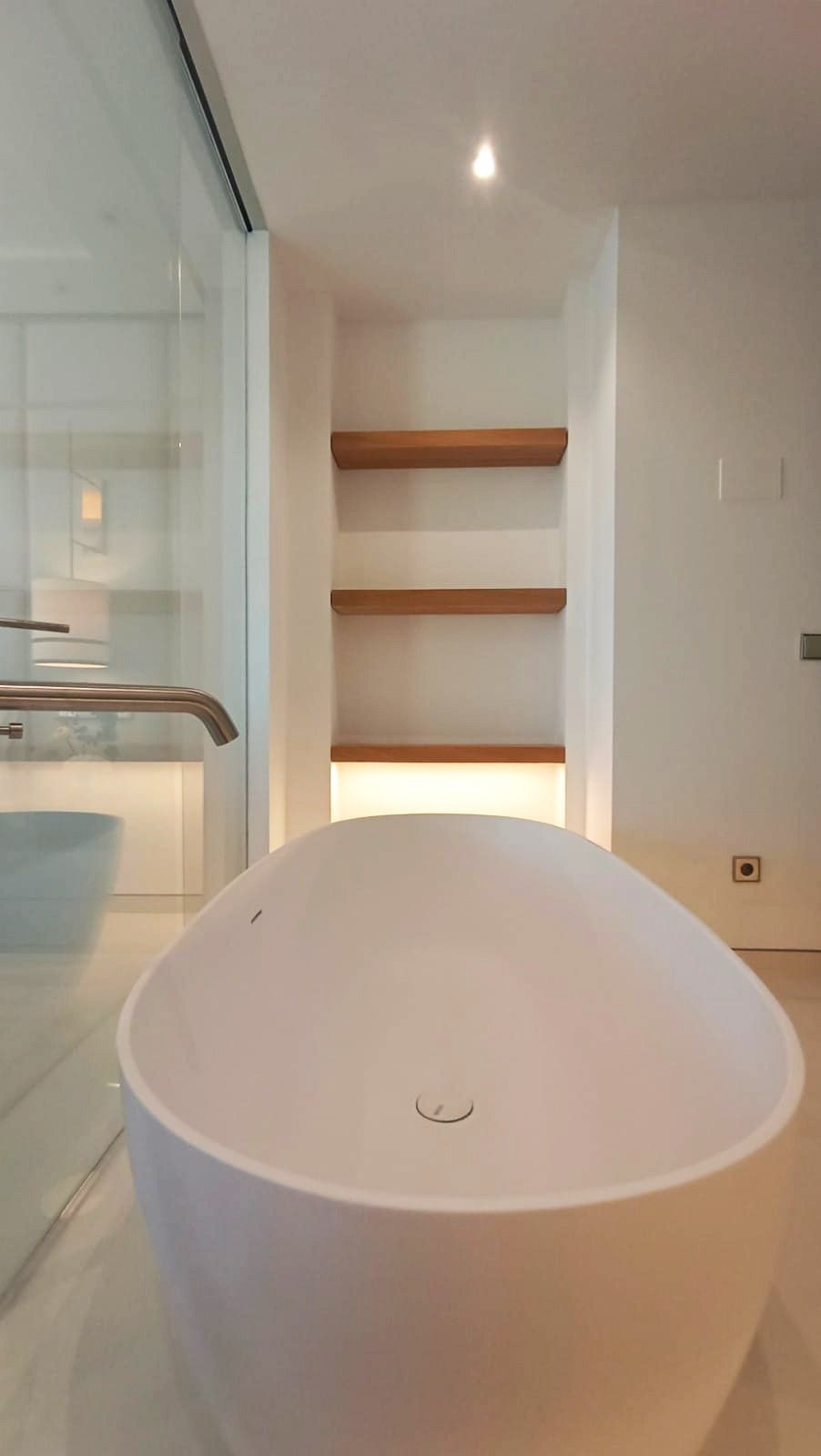 4 Bedroom Apartment in Marbella - Photo 26