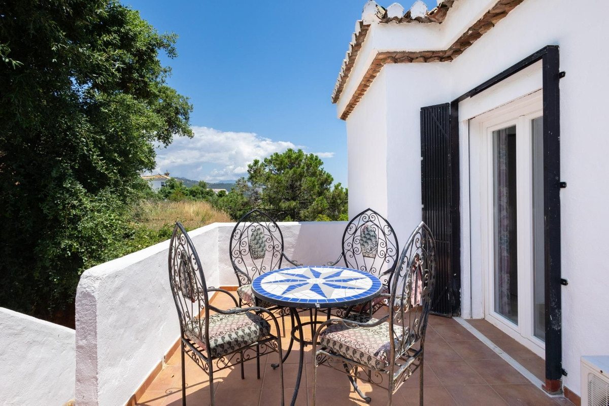 3 Bedroom Villa in Estepona - Photo 24