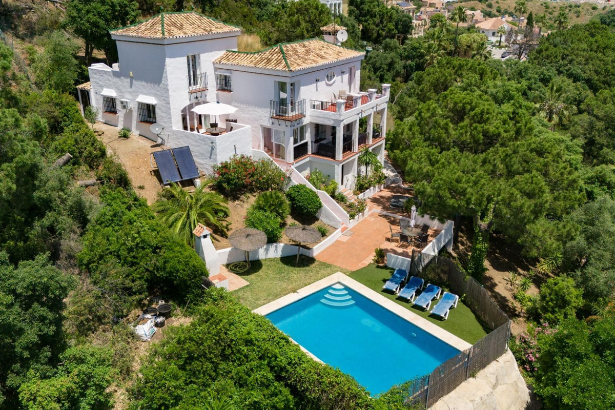 3 Bedroom Villa in Estepona - Photo 44