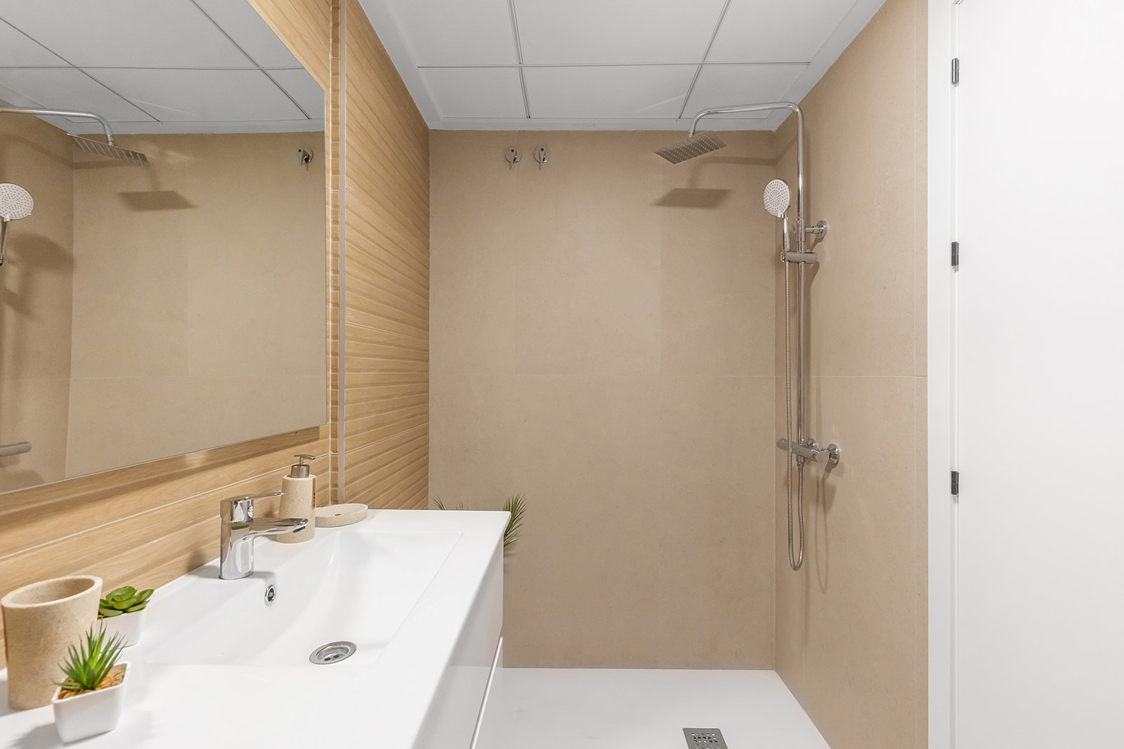 Moradia com 4 quartos com piscina em Alicante, Espanha – Foto 26