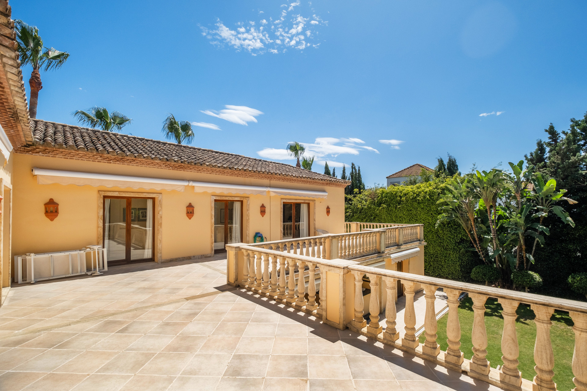 4 Bedroom Villa in Marbella - Photo 22