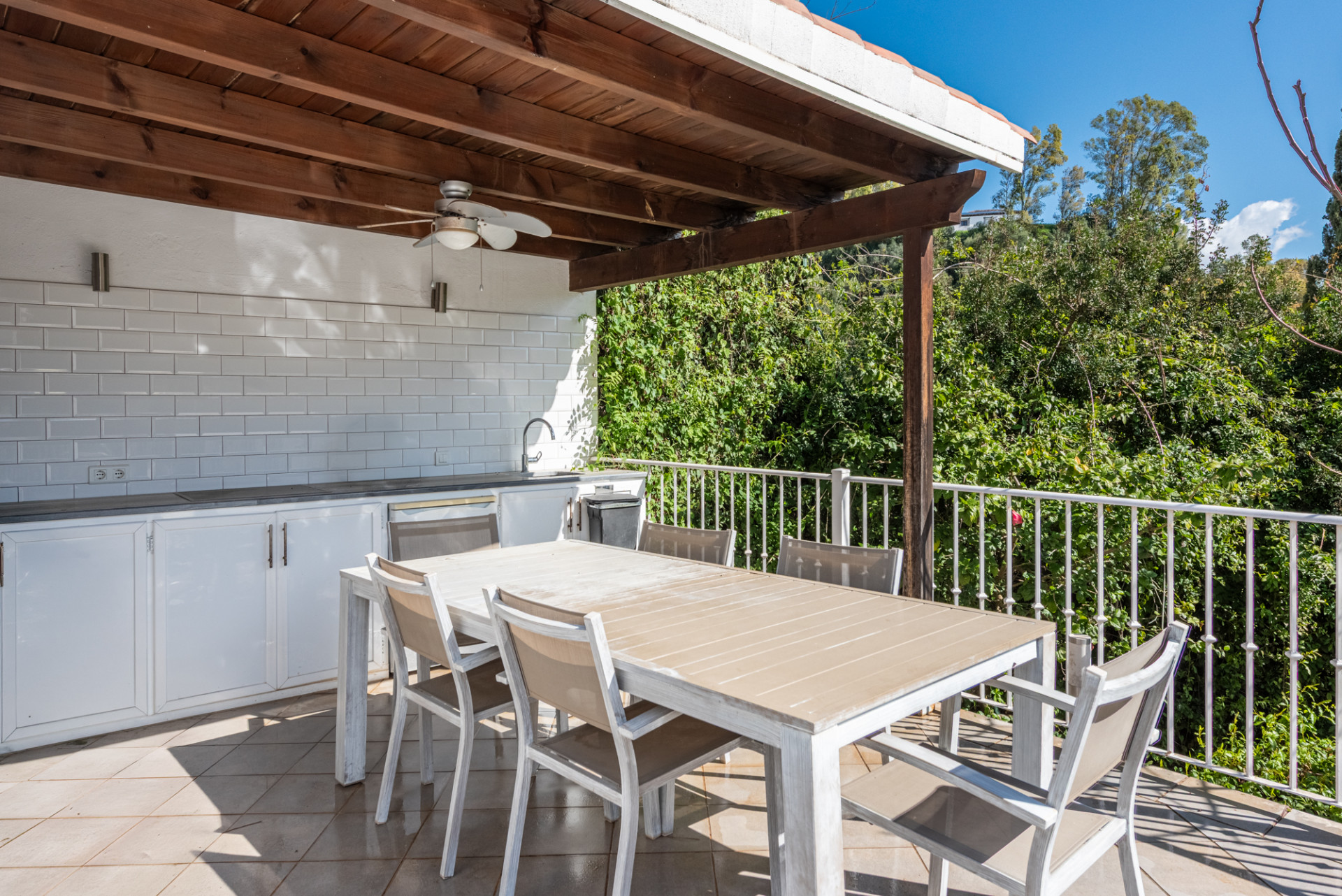 4 Bedroom Villa in Benahavís - Foto 25