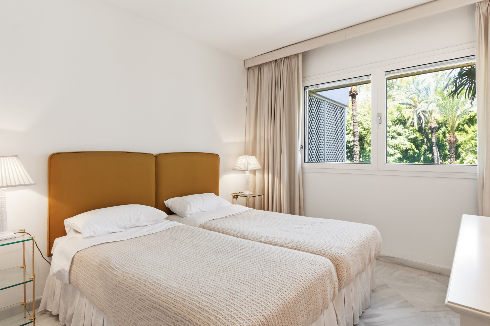 3 Bedroom Apartment in Marbella - Photo 11