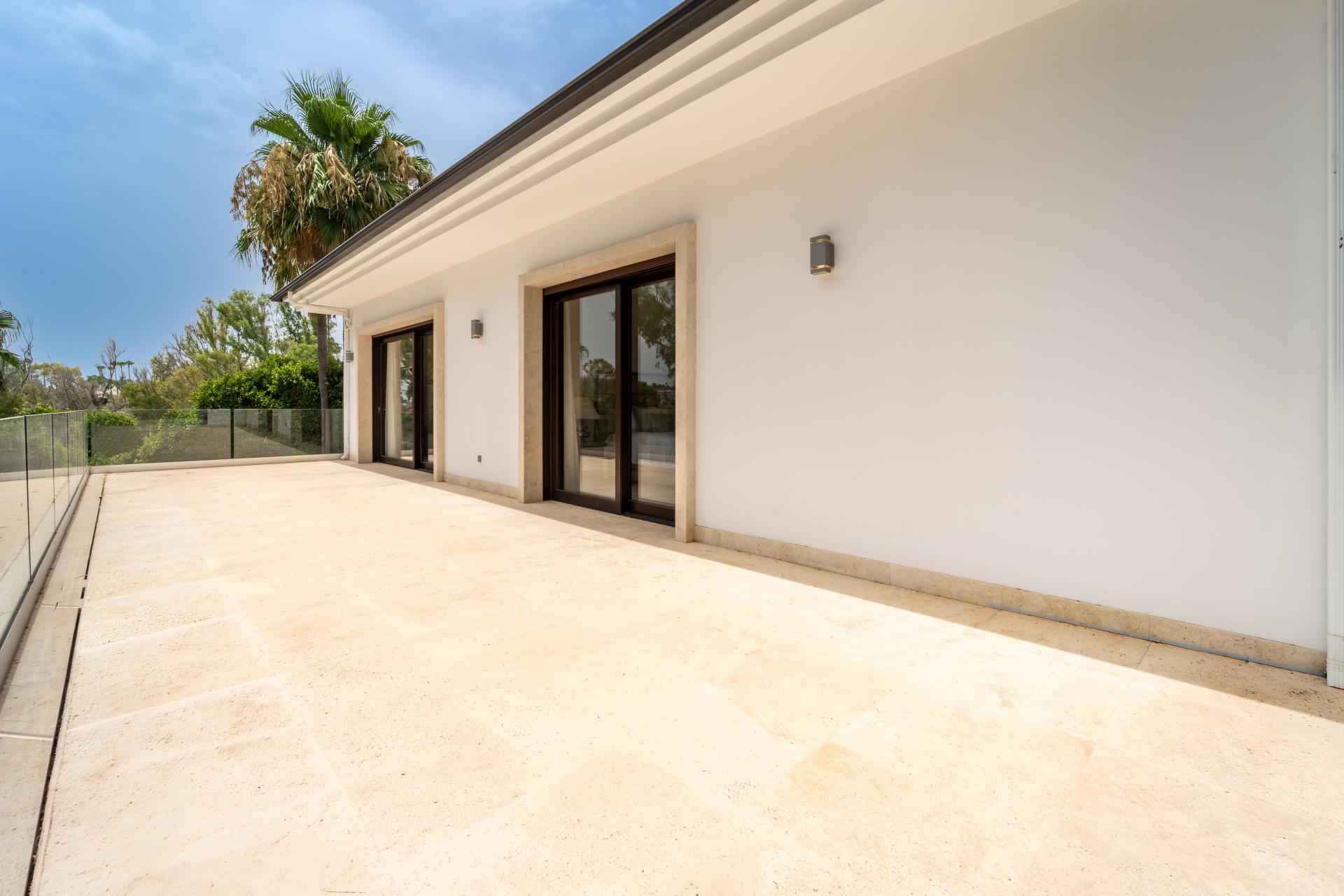 5 Bedroom Villa in Marbella - Photo 20