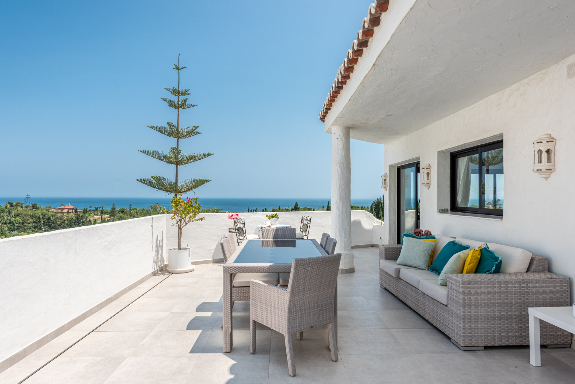 Piso de 2 dormitorios con piscina en Málaga – Foto 4
