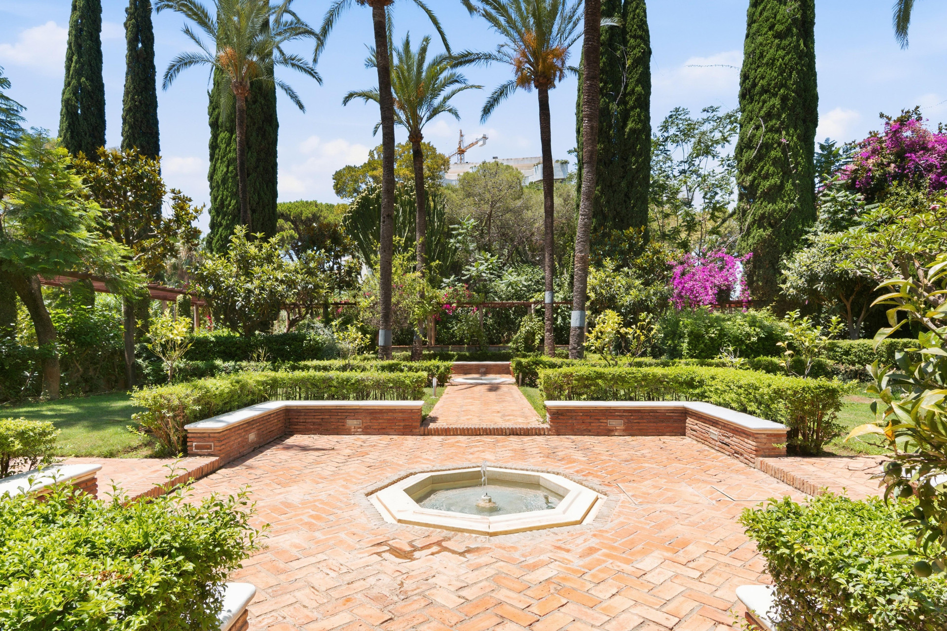 3 Bedroom Apartment in Marbella - Photo 22