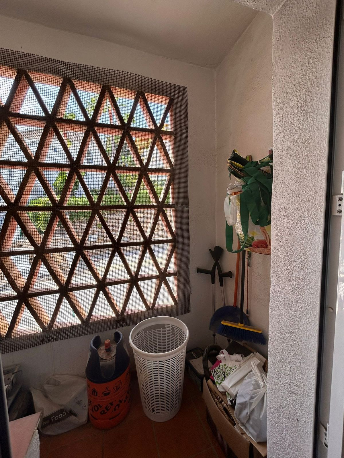 2 Bedroom Penthouse in Estepona - Photo 12