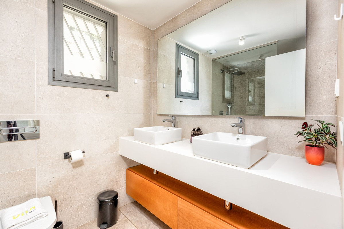 3 Bedroom Townhouse in Mijas - Photo 34