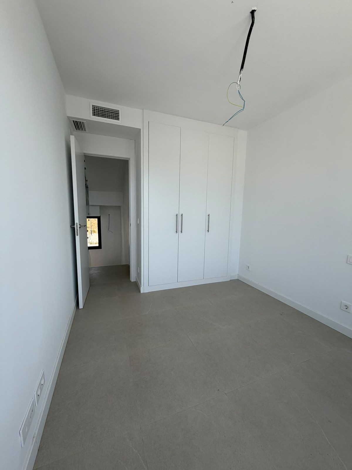 3 Bedroom Villa in Estepona - Photo 12