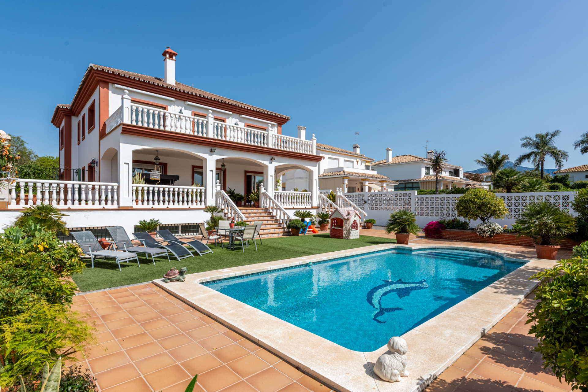6 Bedroom Villa in San Pedro de Alcántara - Photo 2