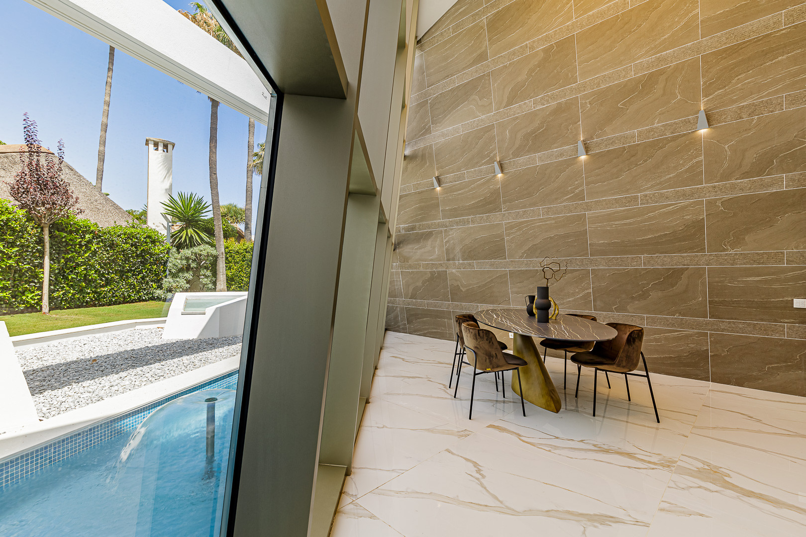 6 Bedroom Villa in Marbella - Photo 11
