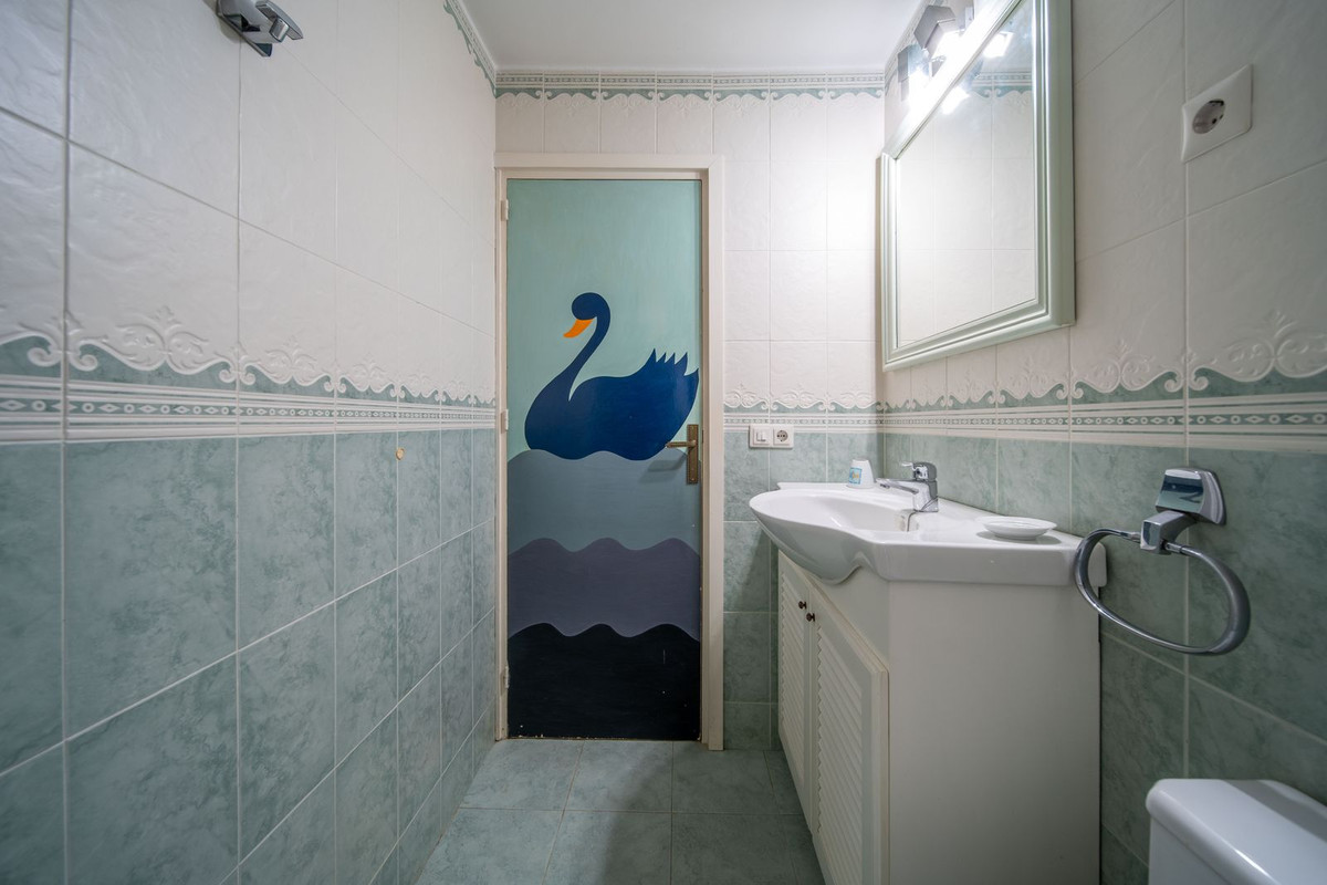 3 Bedroom Villa in Fuengirola - Photo 38