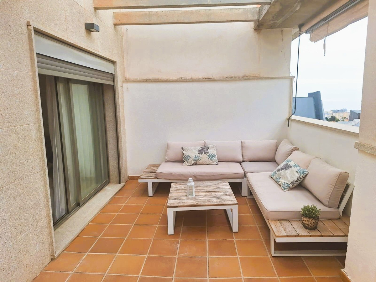 3 Bedroom Penthouse in Torremolinos - Photo 38