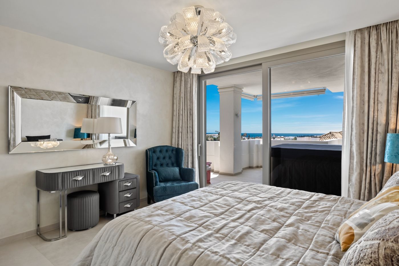 7 Bedroom Apartment in Marbella - Photo 10