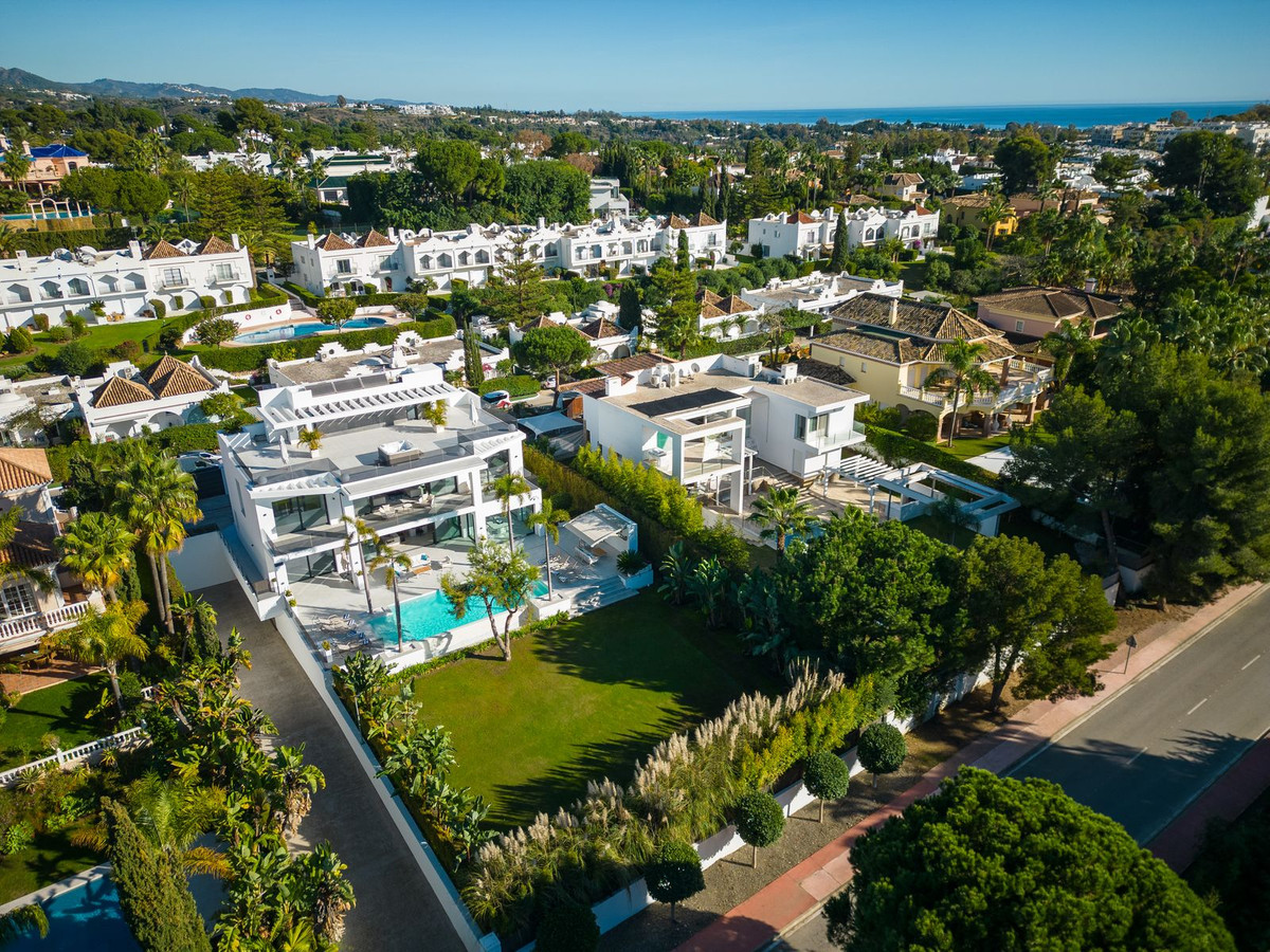 5 Bedroom Villa in Marbella - Foto 23
