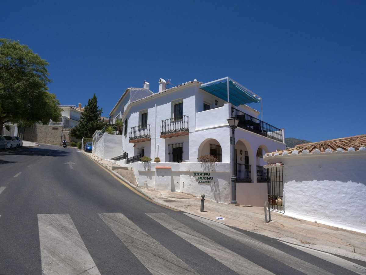 5 Bedroom Villa in Fuengirola - Photo 24