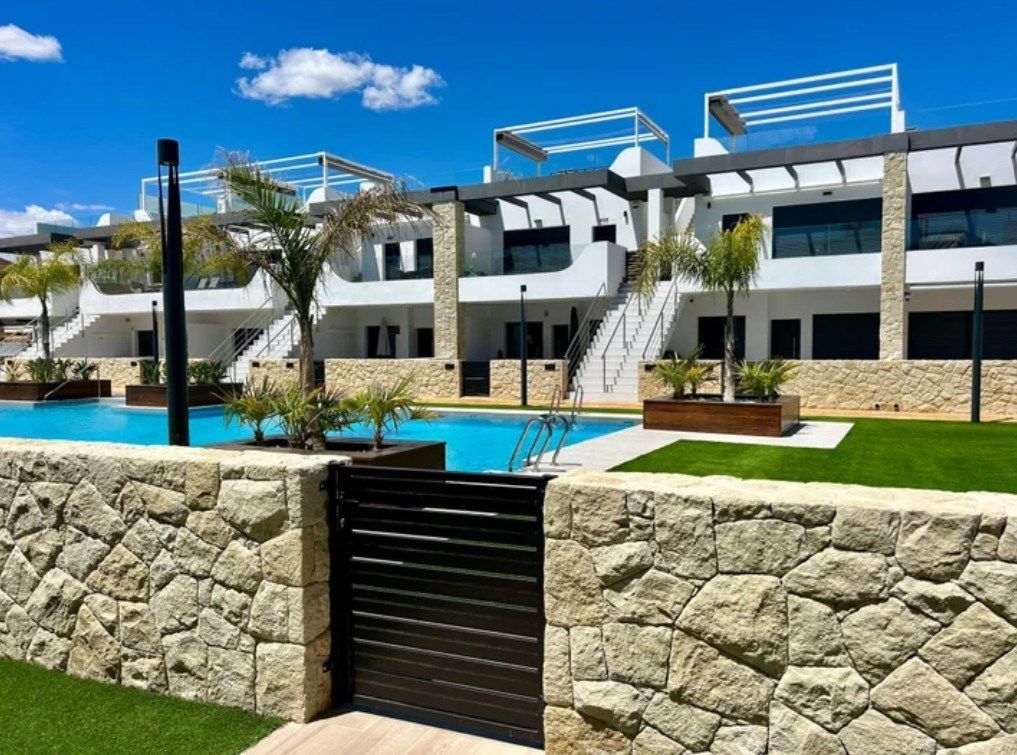 Apartamento com 3 quartos com piscina em Alicante, Espanha – Foto 22