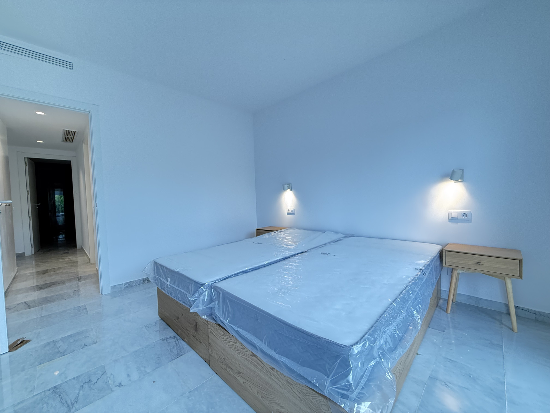 3 Bedroom Penthouse in San Pedro de Alcántara - Photo 28