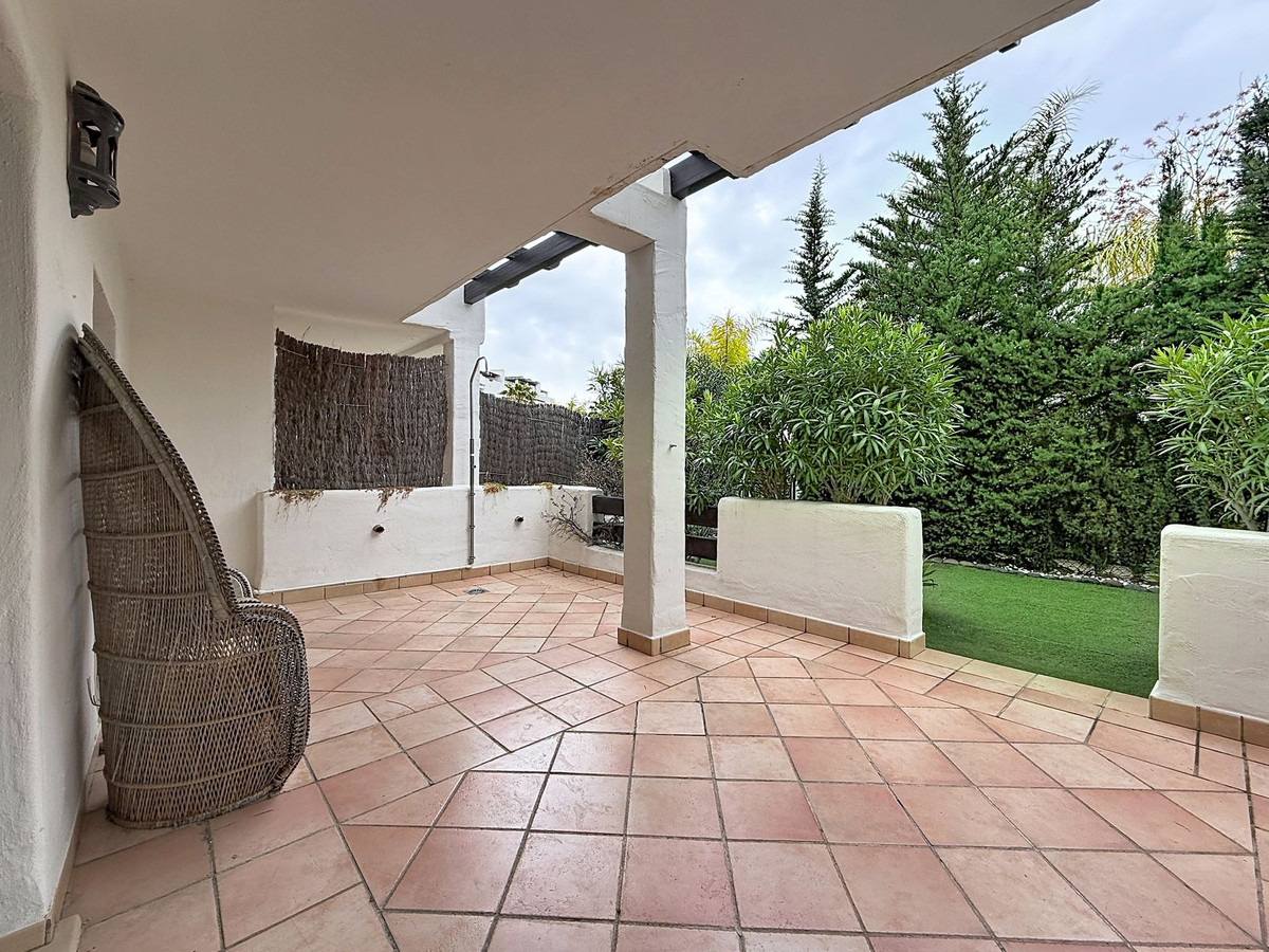 3 Bedroom Apartment in Estepona - Foto 4