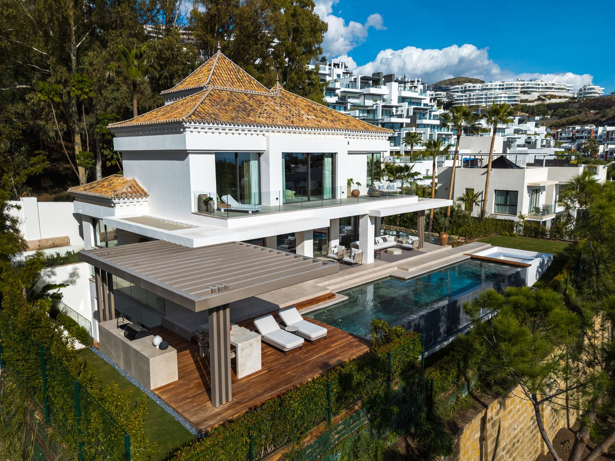 6 Bedroom Villa in Benahavís - Foto 2