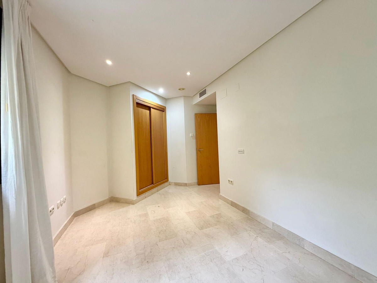 4 Bedroom Apartment in Marbella - Foto 46