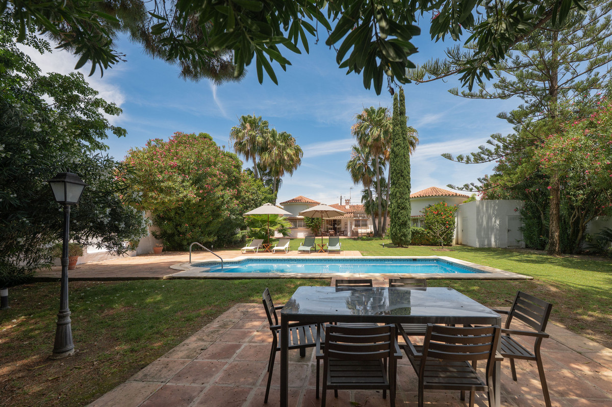 5 Bedroom Villa in San Pedro de Alcántara - Foto 32