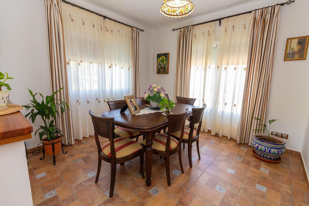 4 Bedroom Country house in Mijas - Фото 20