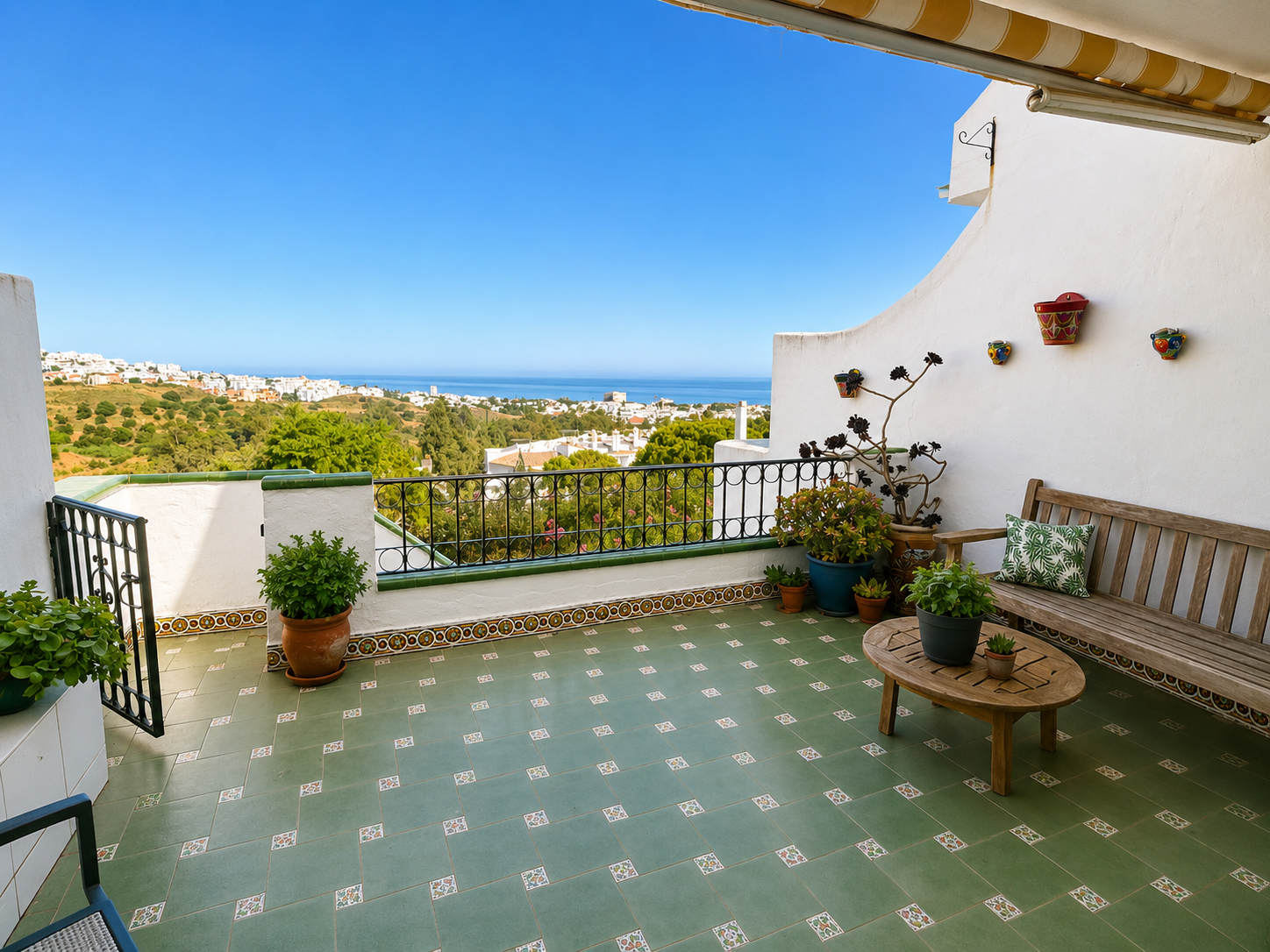 3 Bedroom Townhouse in Mijas - Photo 2