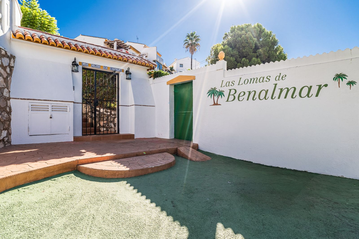 1 Bedroom Apartment in Benalmádena - Photo 16