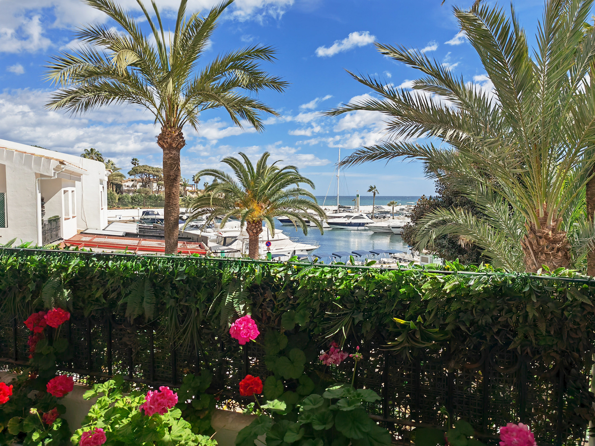 2 Bedroom Apartment in Marbella - Photo 16
